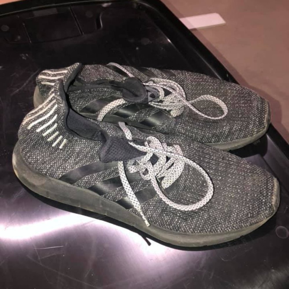 Men's Adidas Tennis Shoes